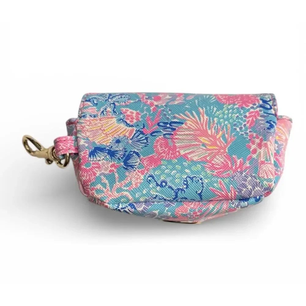 Lilly Pulitzer Dog Waste Bag Holder Splendor in the Sand w/Gold-tone Leash Clip